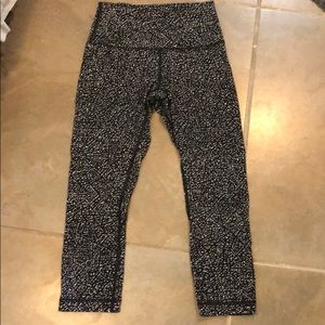 Lululemon cropped polka dot leggings